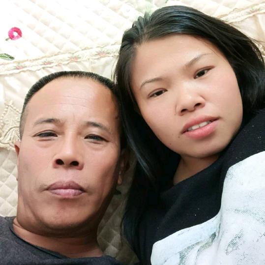 小媳妇大老公