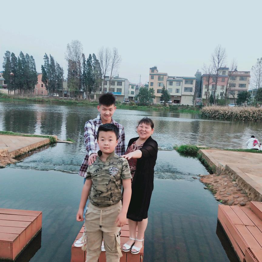 小孔