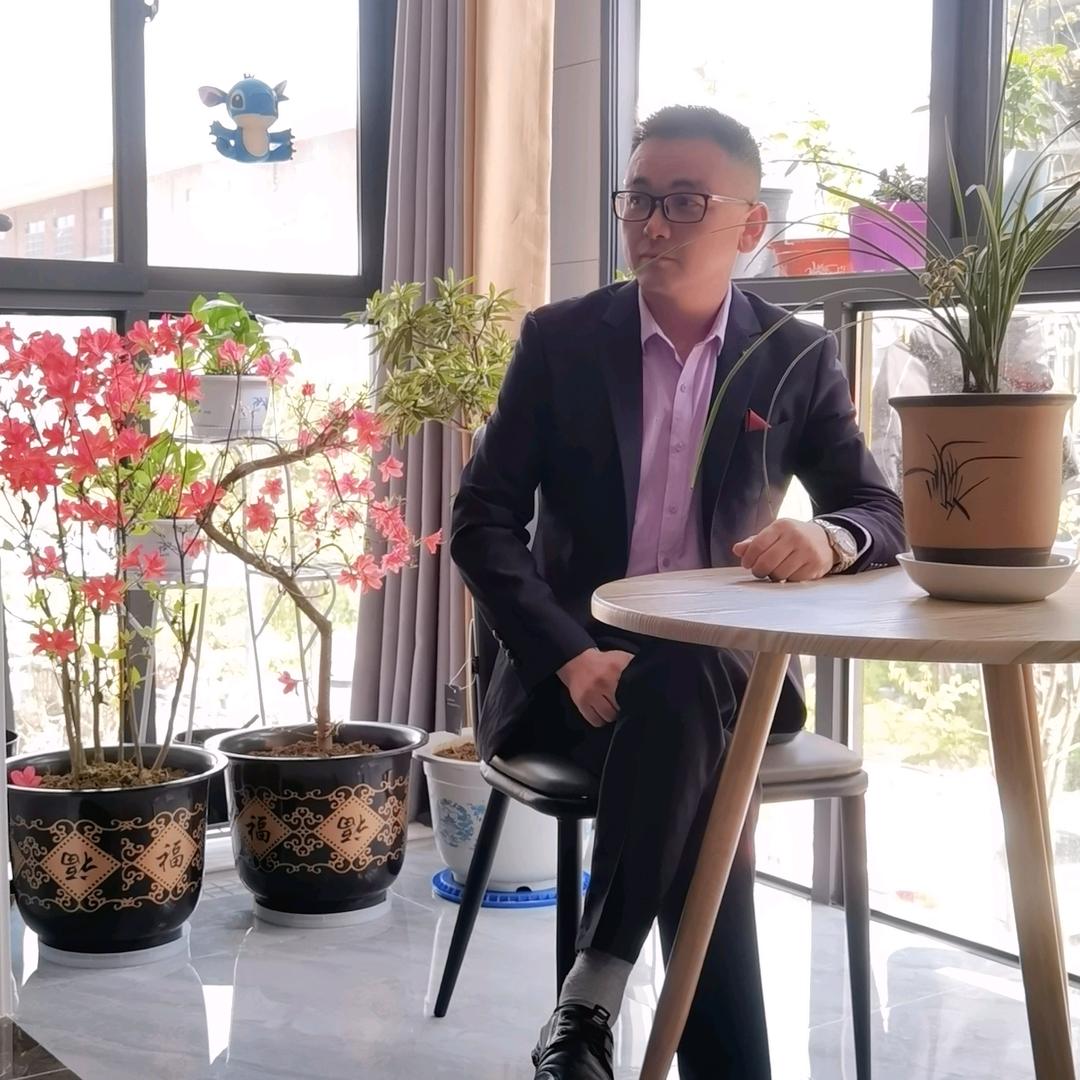 80后的小老头🐭