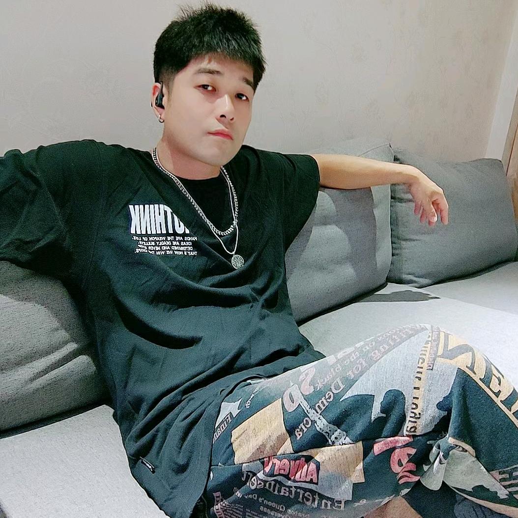 自娱自乐的老陈