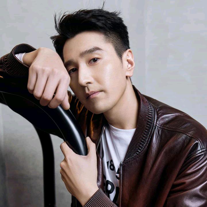 张晓东（户外）