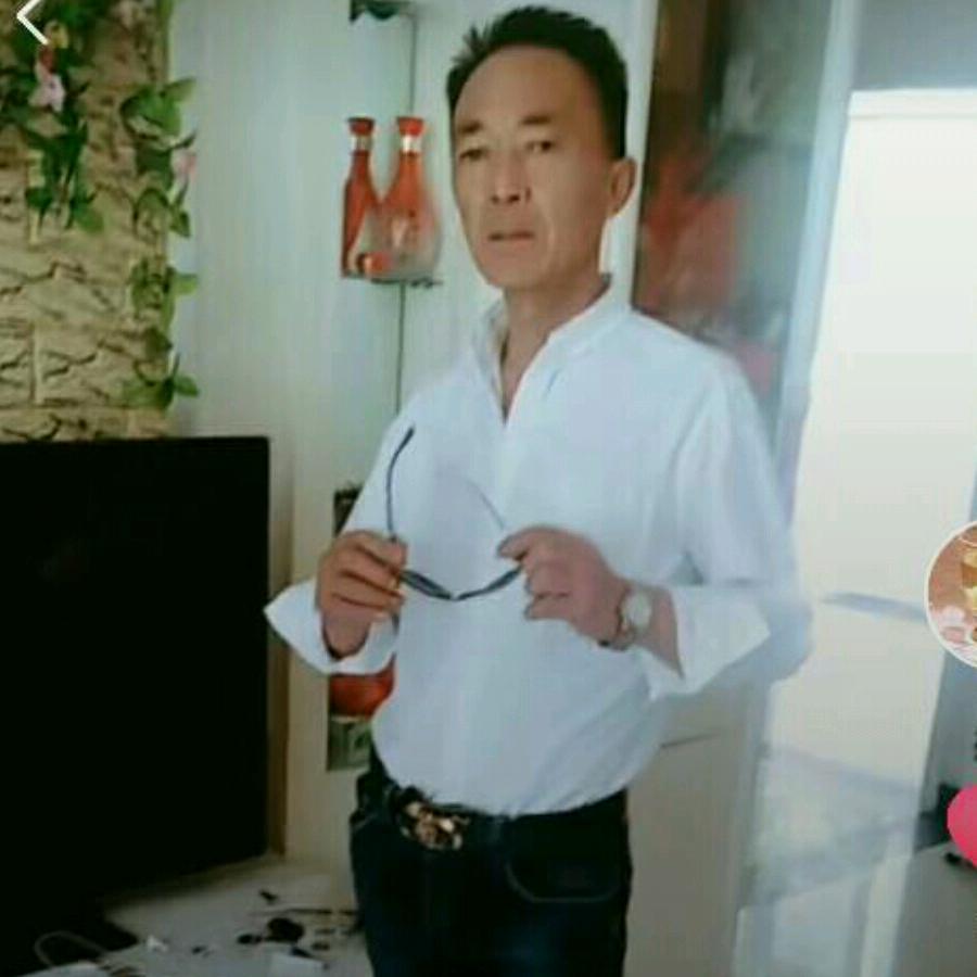 深山谋士