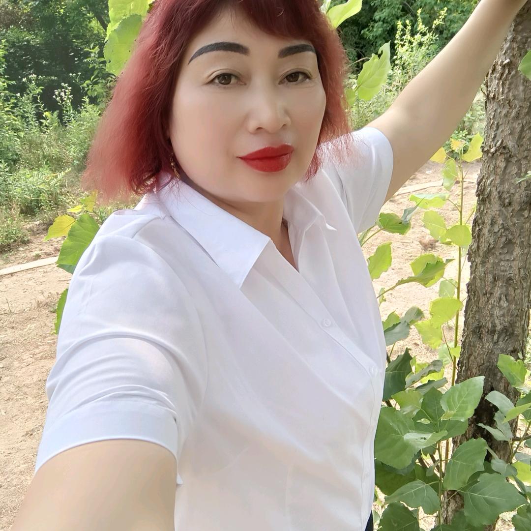 固始❤️俏巴县的❣️芳小姐🌹