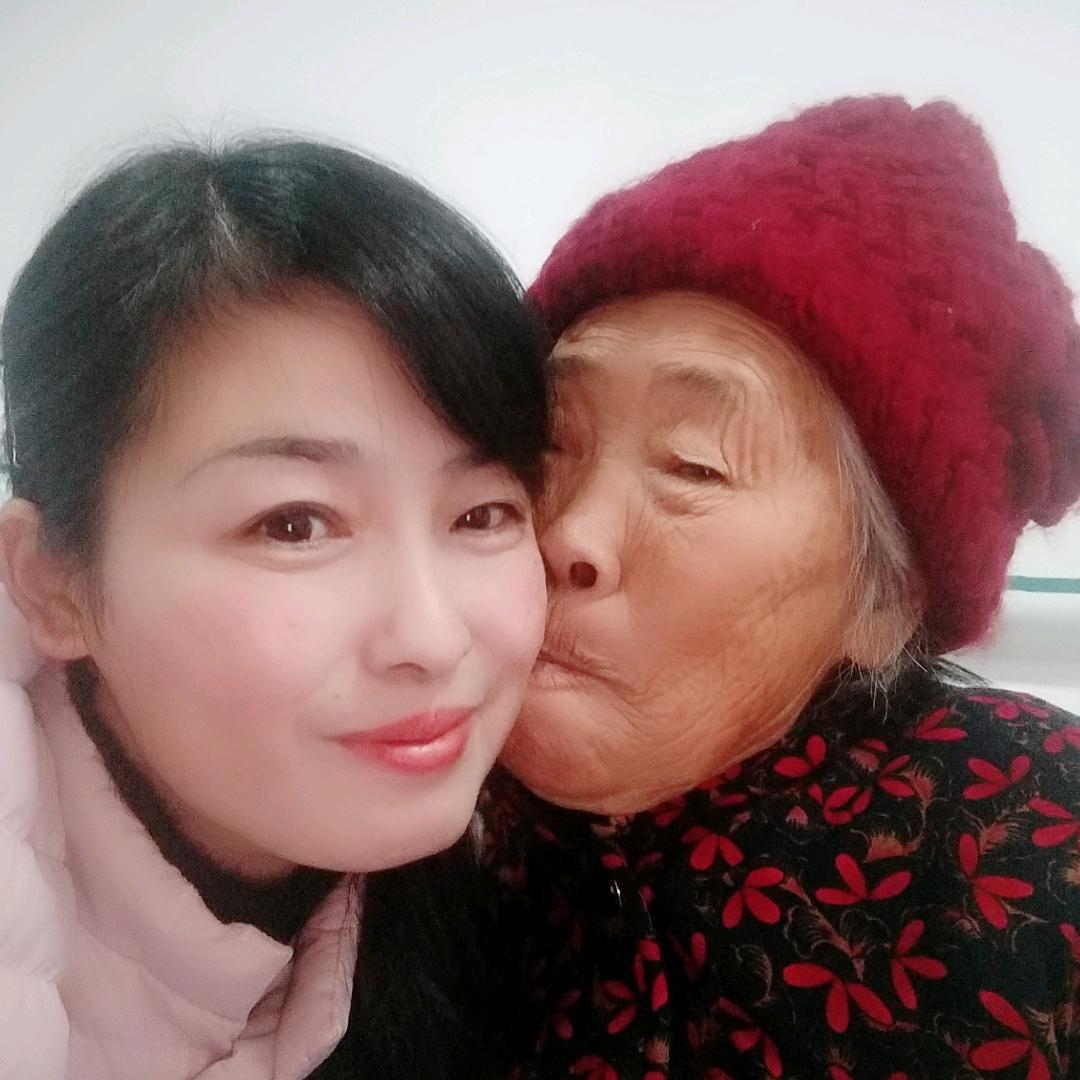 艺舞指尖琴行雪子老师