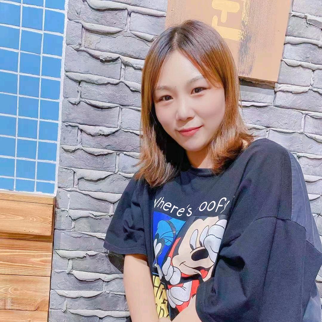 胶州市初妍美学美甲店