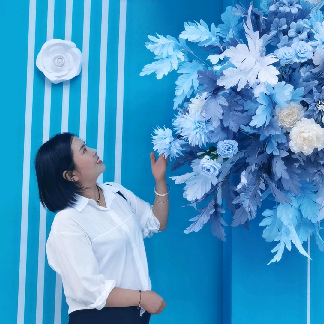 小菊平价服饰
