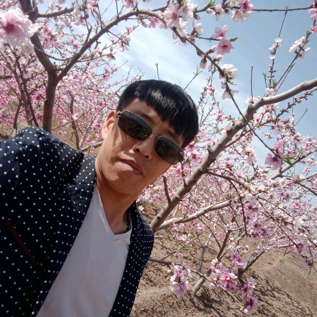 李亿，万丈深渊不见底，靠谁不如靠自己