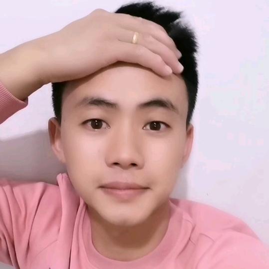 抹灰的【小周】