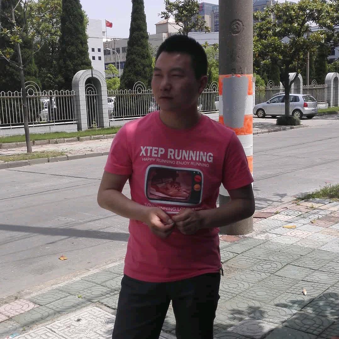 大王镇鲁洪专业电瓶修复中心