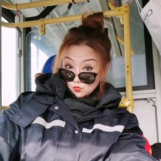辽阳女司机-羊洋