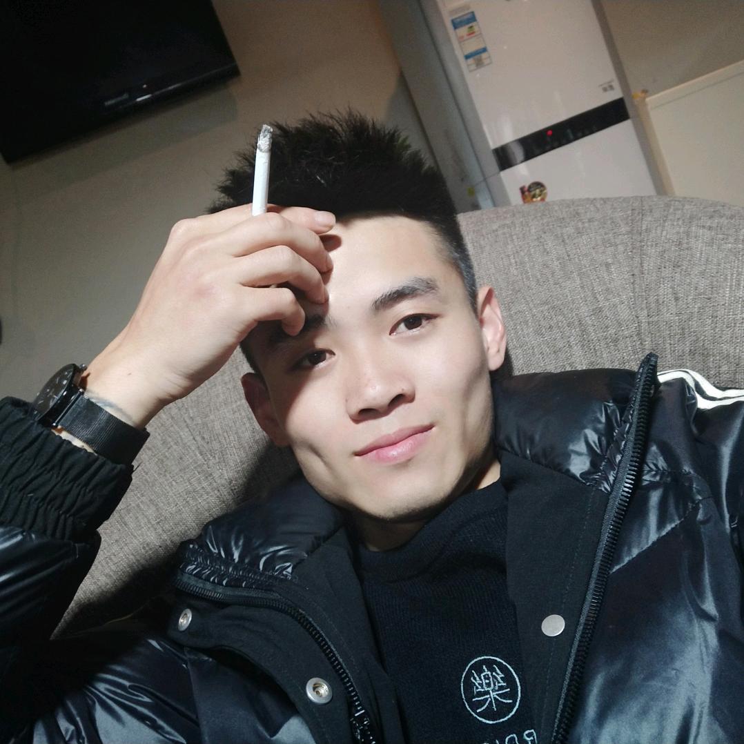 鲁班湖勇飞农家乐接待杰娃子