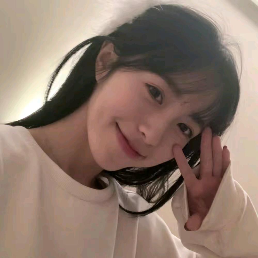 笑叹云兮