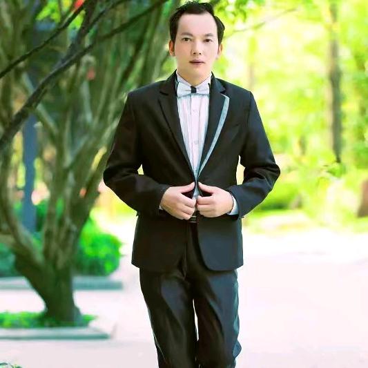 杨旭