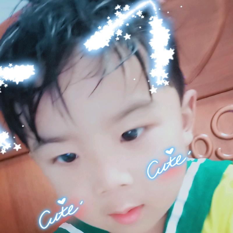 果果(๑•॒̀ ູ॒•́๑)啦啦啦