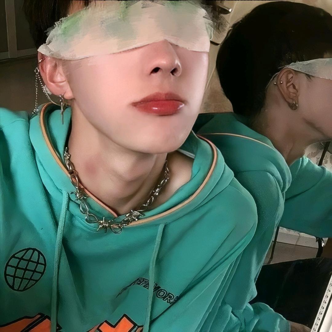 XIAONING（金泫雅的小跟班）