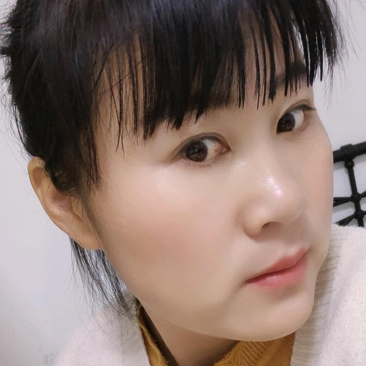 东北烧烤涮女老板