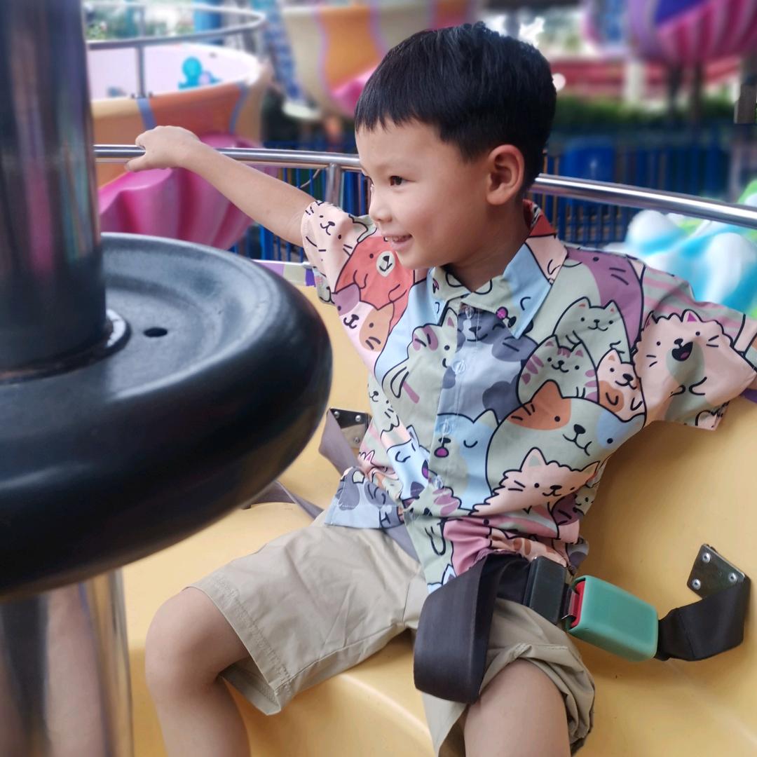 --属于