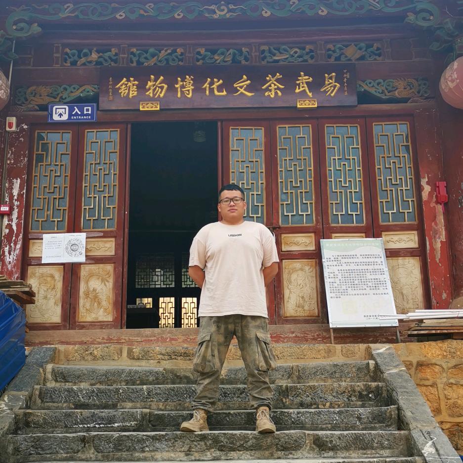 基诺山雨林徒步～周大侠