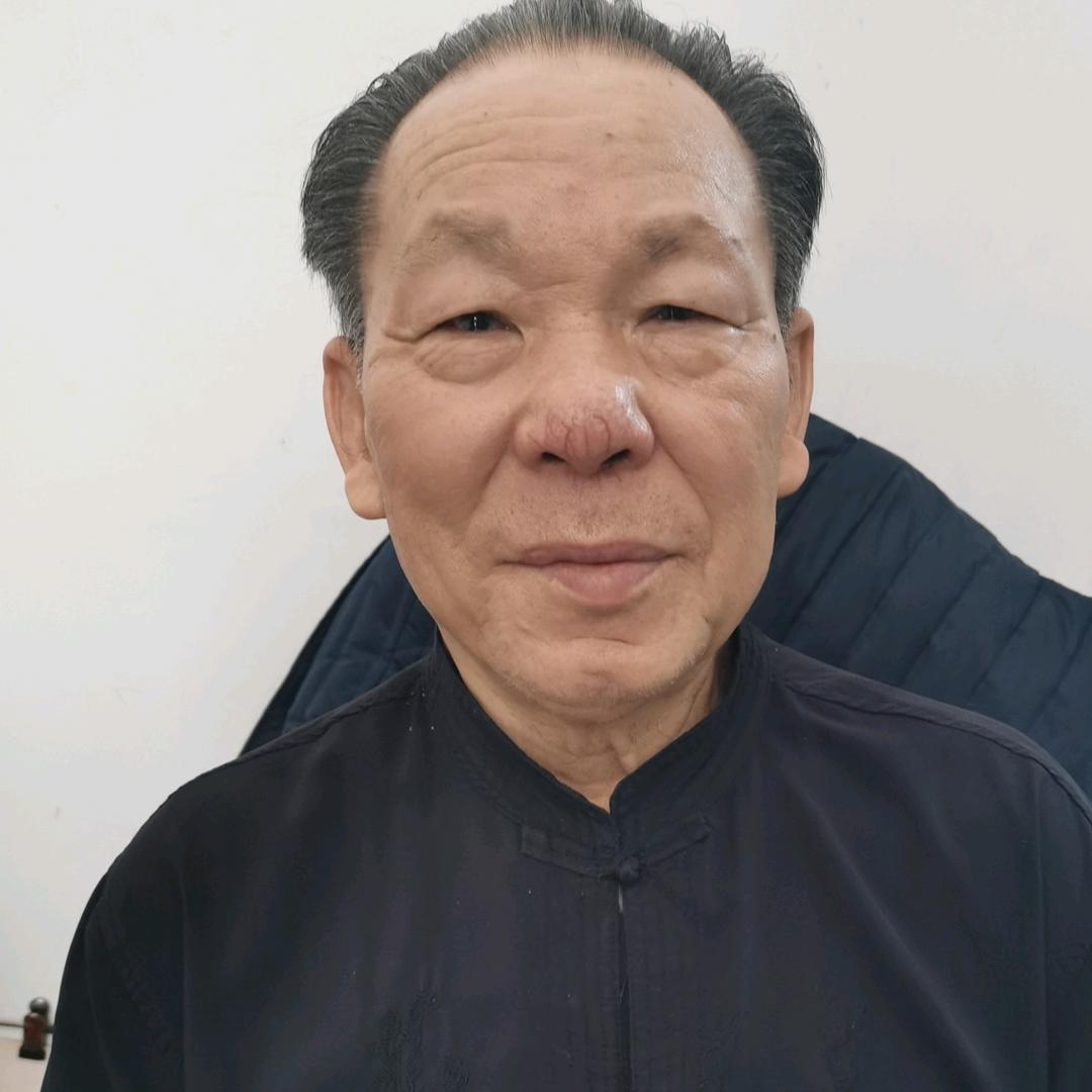 受伤的狼