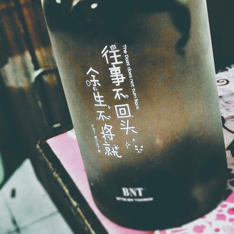 爱钓鱼的小帅哥