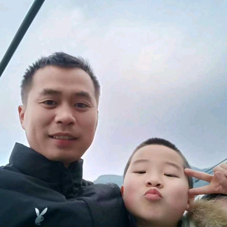 东哥专业外墙贴砖