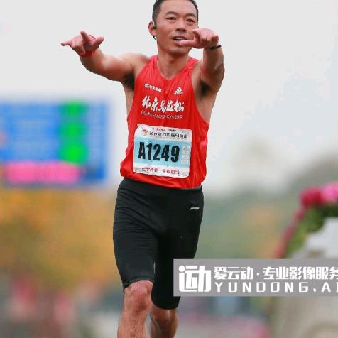 赤脚飞龙
