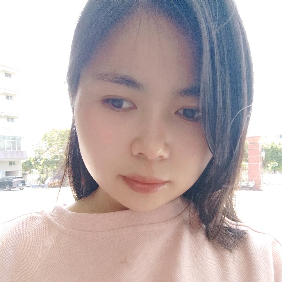 小莉宝藏吖