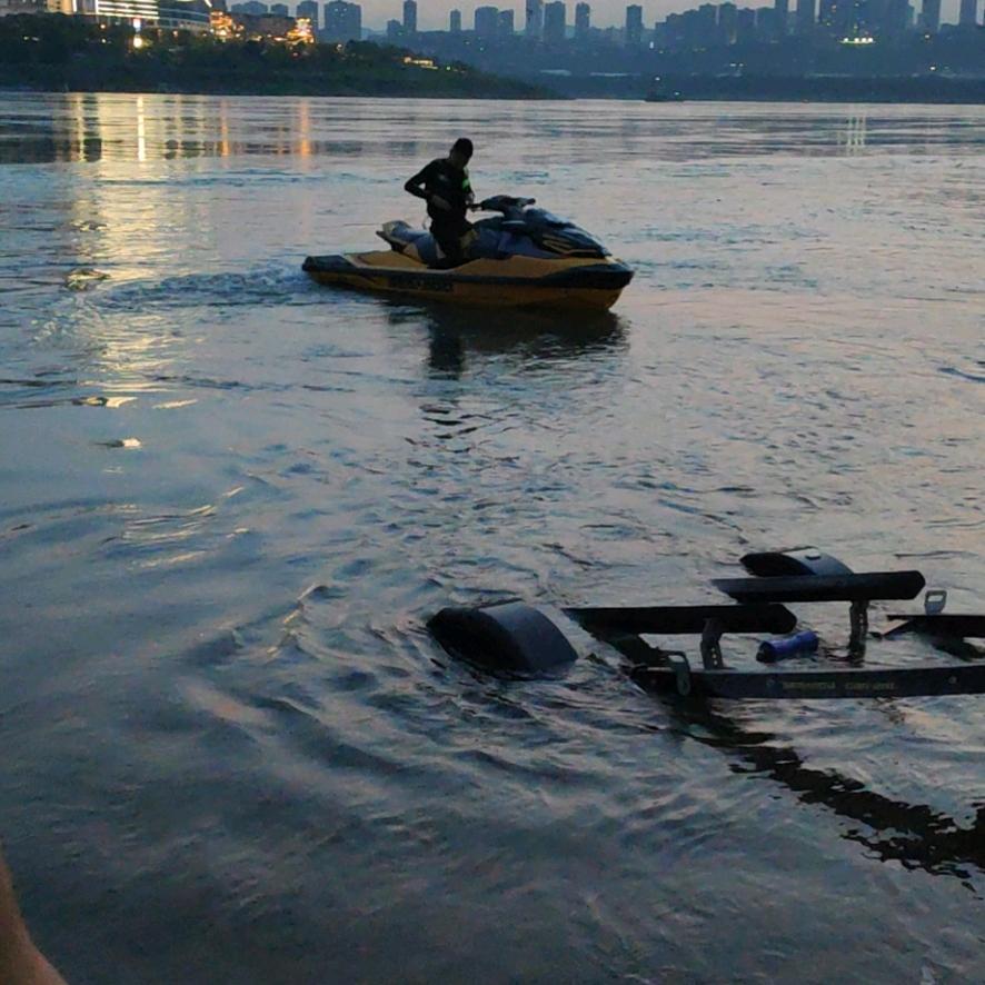 开心快乐每一天 容