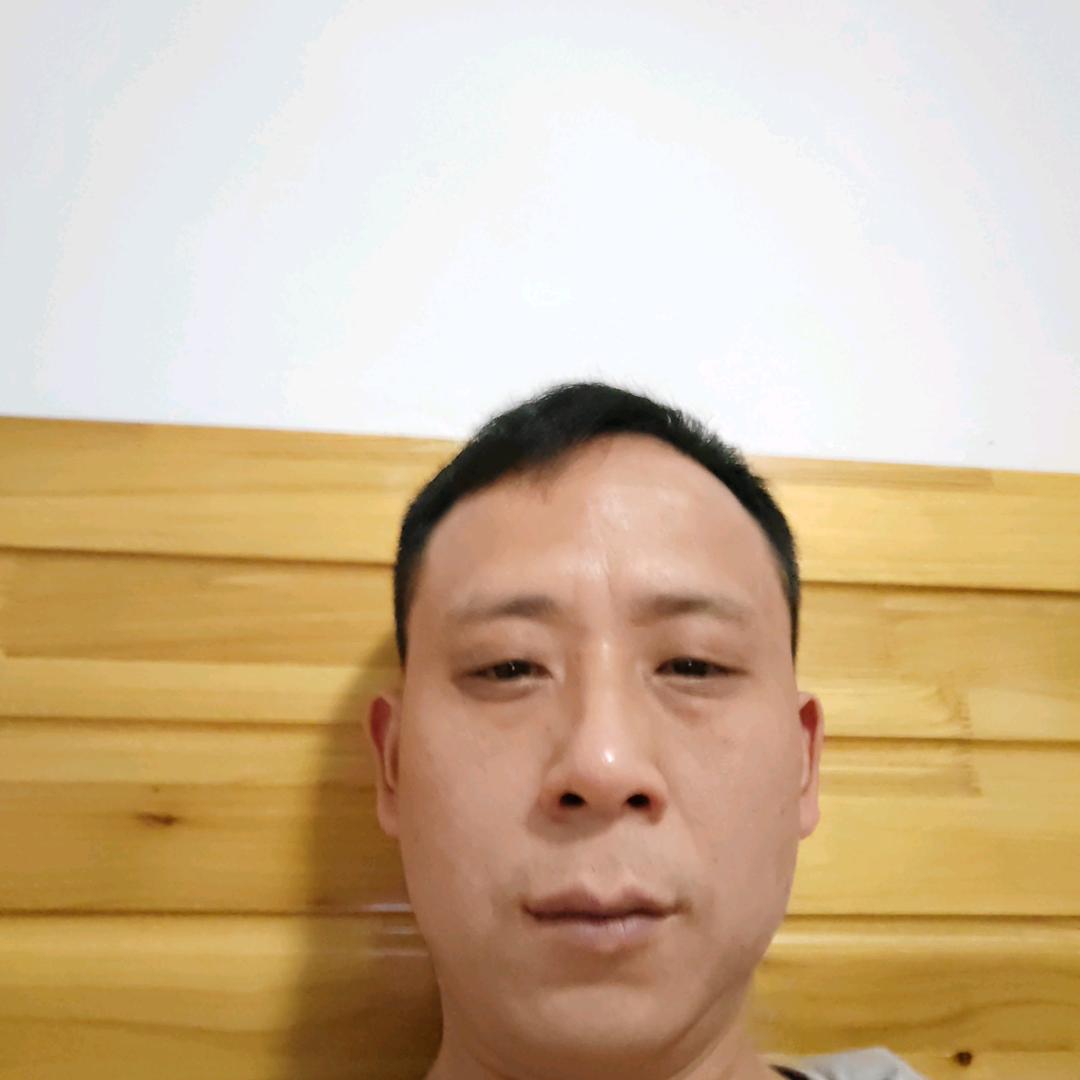 黄华明