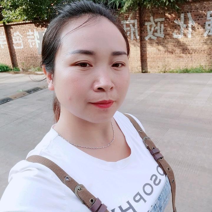 💅💅静待花开🌻🌻💐头像