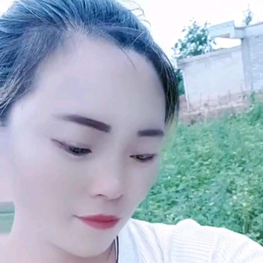 农村养猪牛羊小妹，只能在农村养猪养牛养羊