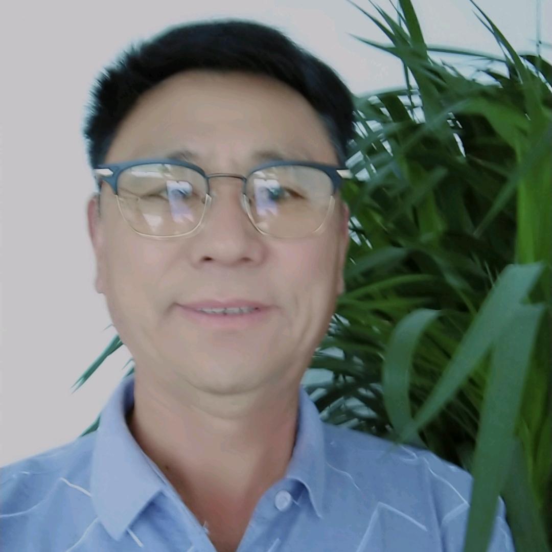 爱唱歌的老头