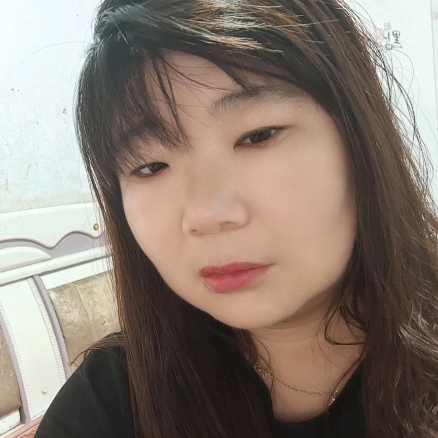 红玫瑰。🌹🌹🌹🌹