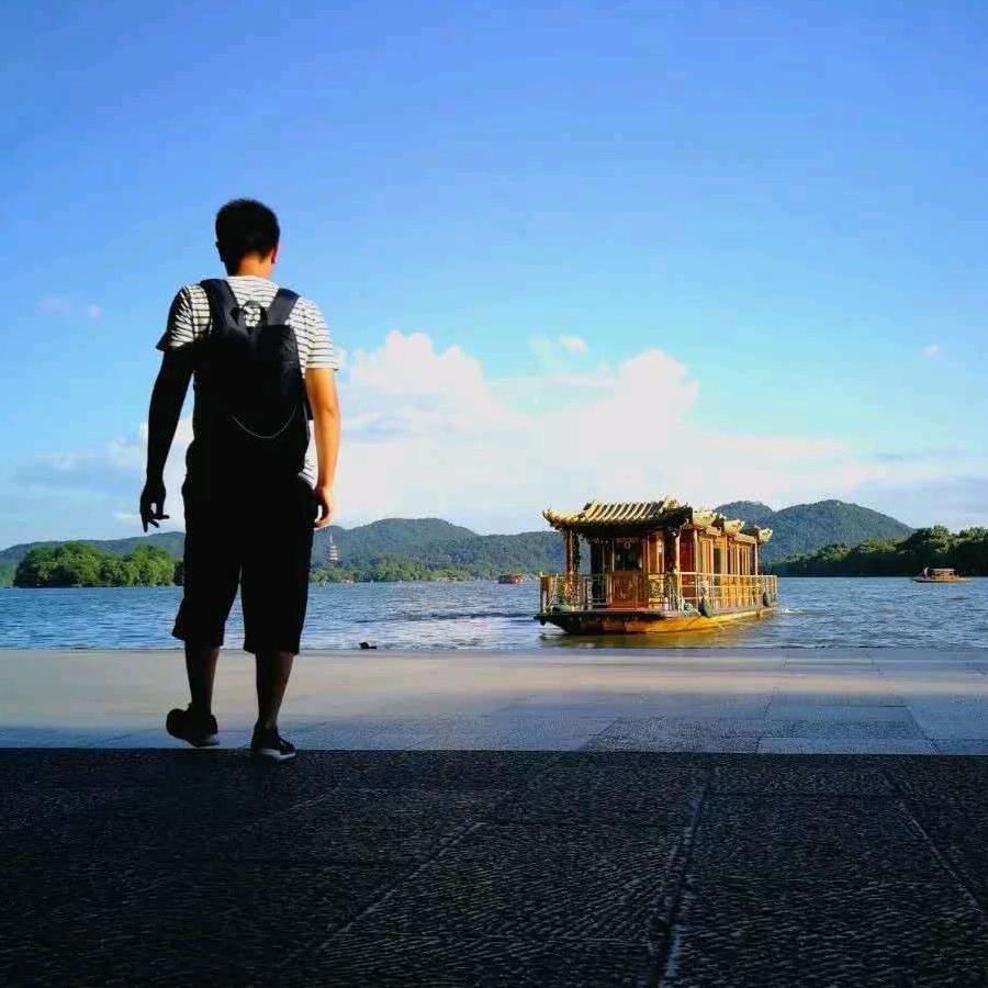 ¹⁹₉₄ 郭 sir᭄࿐