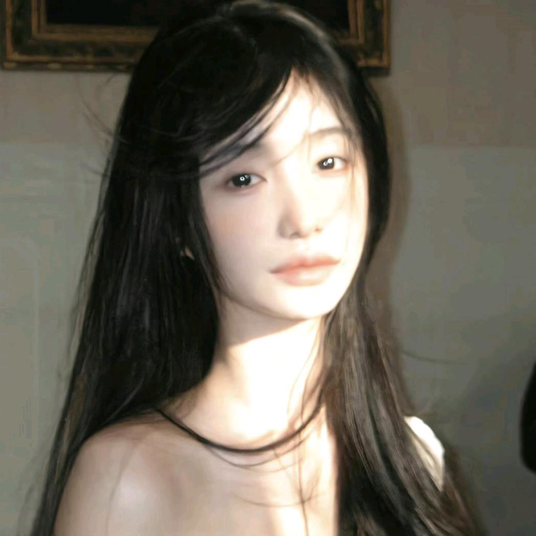 泡芙小小莓.