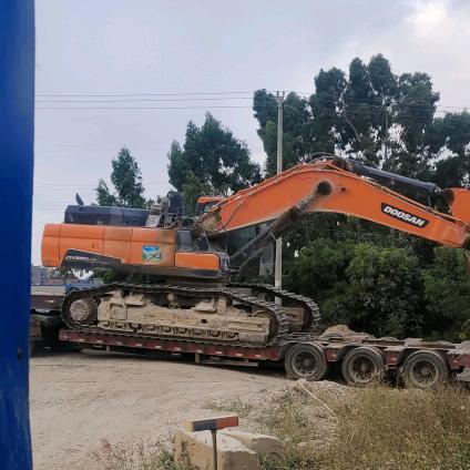 贵州挖机手小黄