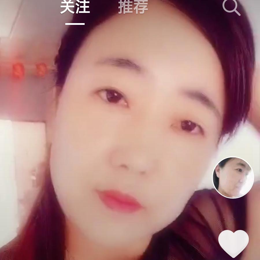 鹏程菜市场北大门西边冷饮批发