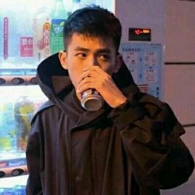G   先生。