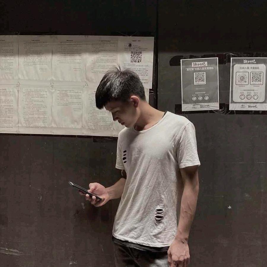 住在云南大山的小泽