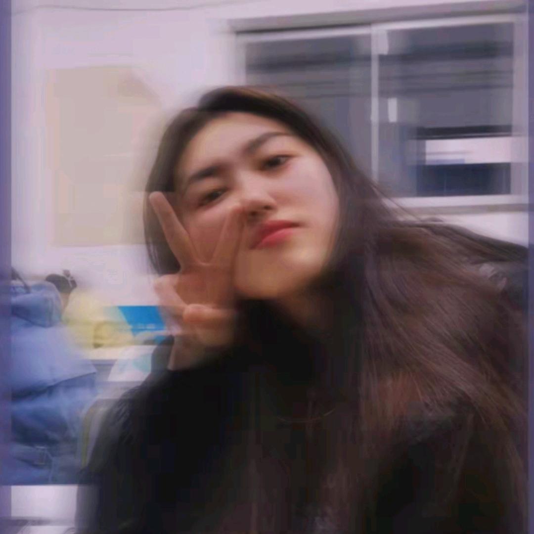 鹿小贝.