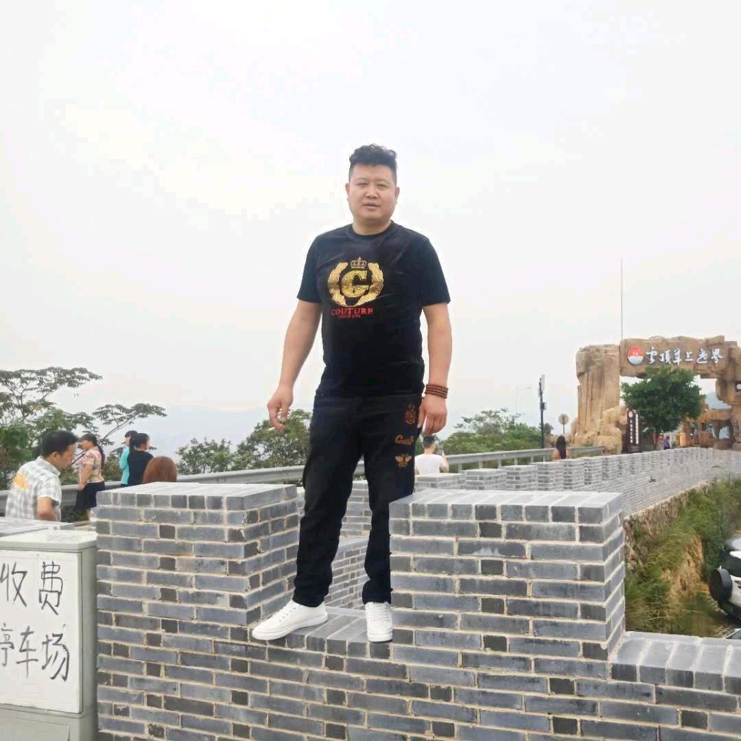 用户6453960704601老男人