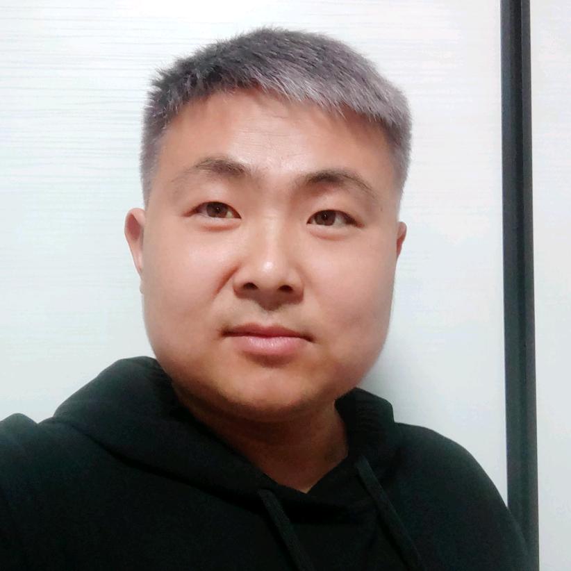 李超凡