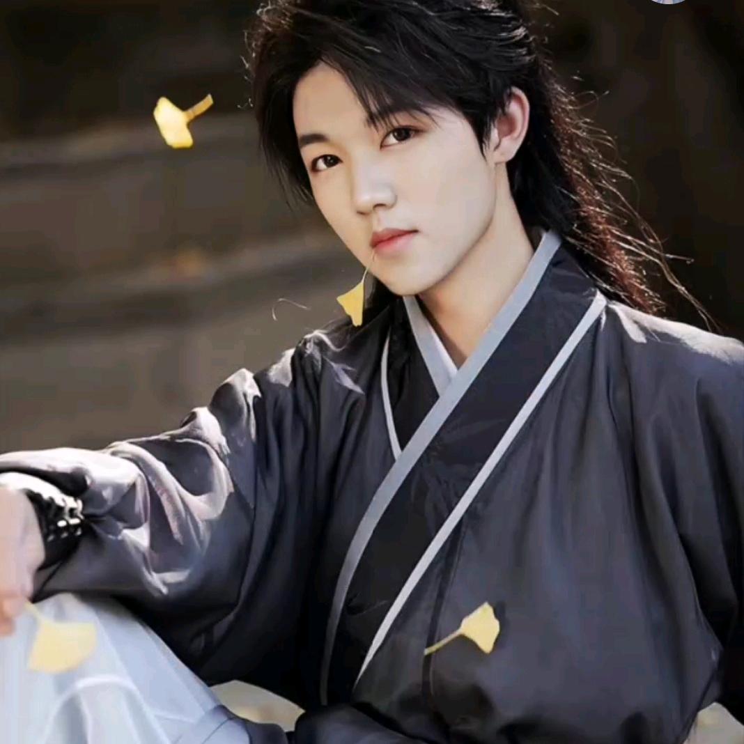 三石公子(∗❛ั∀❛ั∗)✧*。