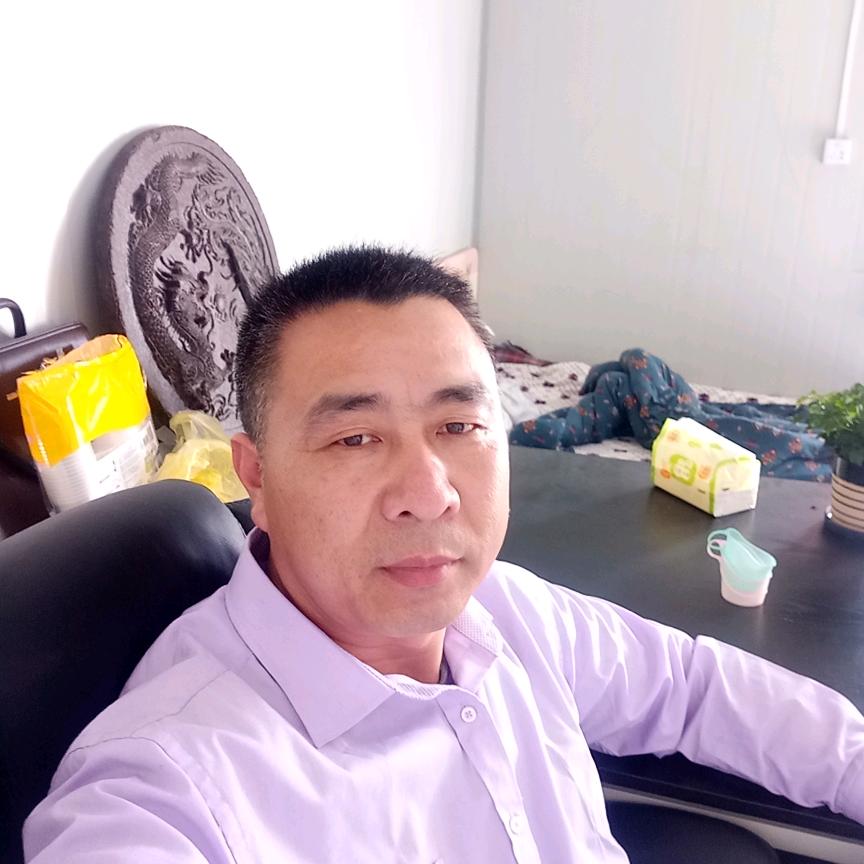 迷路的男人🎩