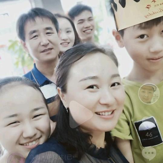 三个娃的妈妈