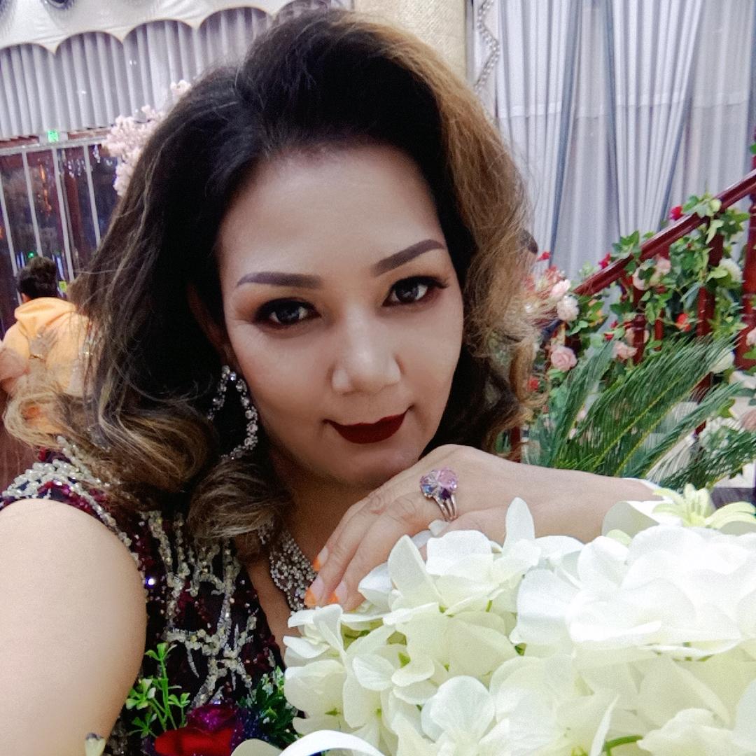 美丽的姑娘