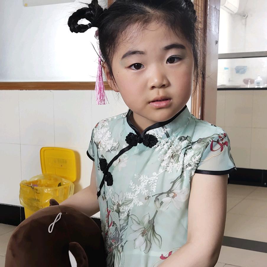 小琴