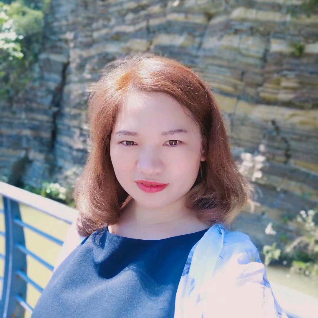 浅浅的微笑@云云