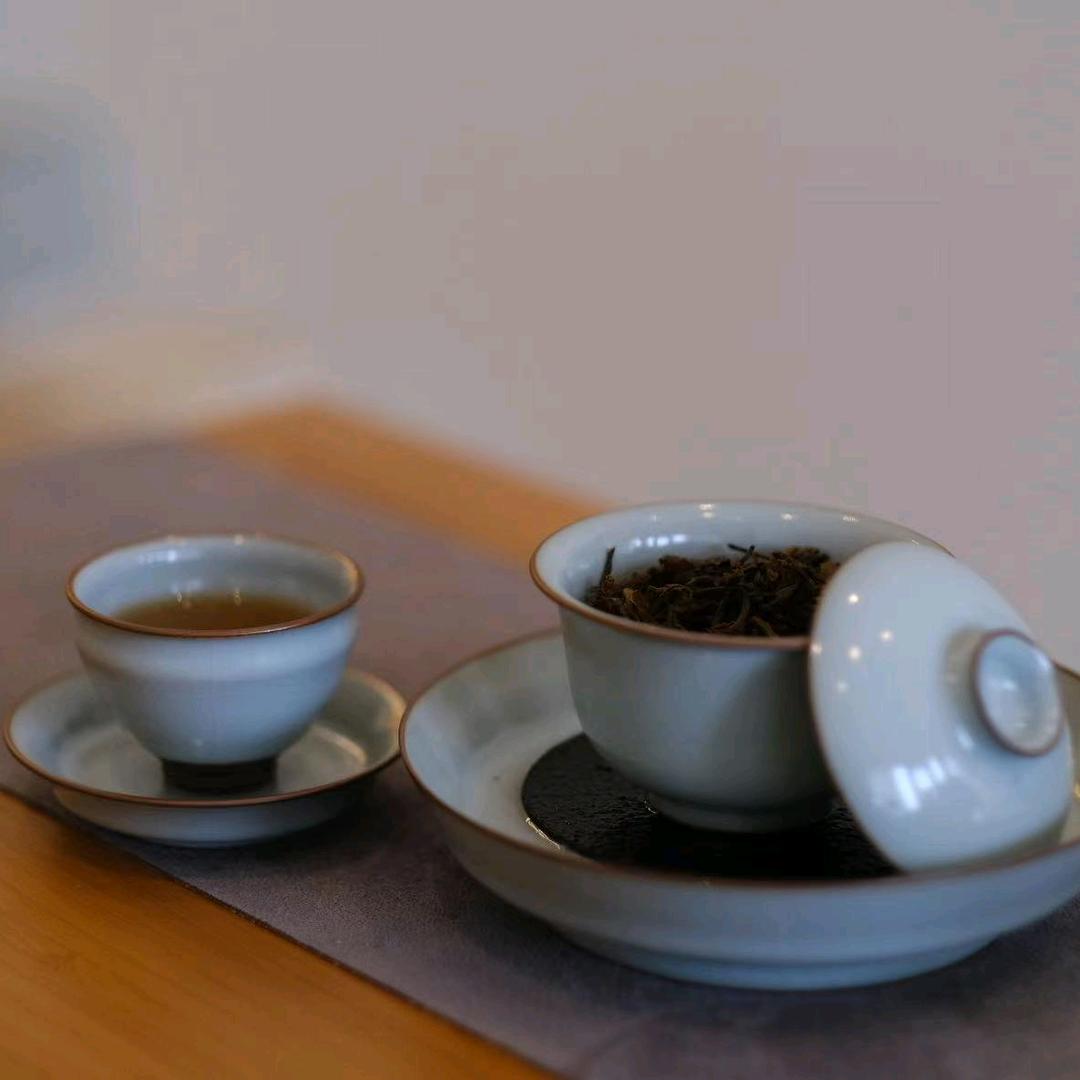 栗栗岩上茶