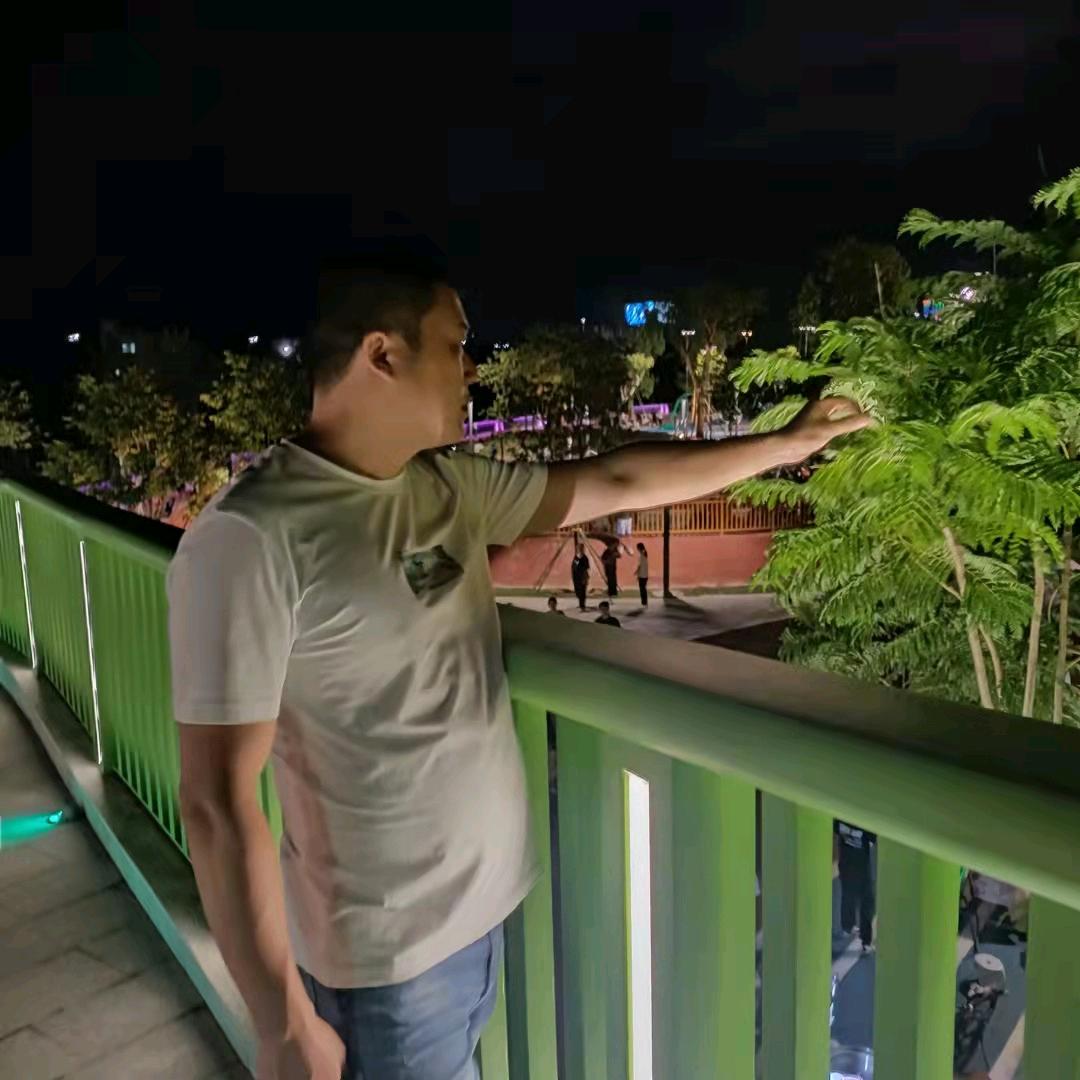 脚踏实地